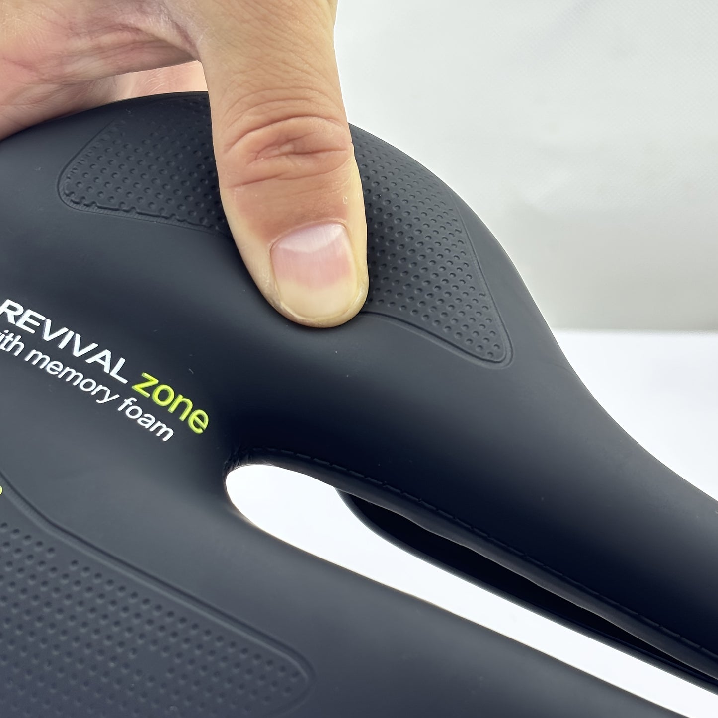 ARTOROO Comfort Bike Saddle - Soft Faux Leather & Stainless Steel, Hollow Design for Shock Absorption, Fits Mountain & Road Bikes